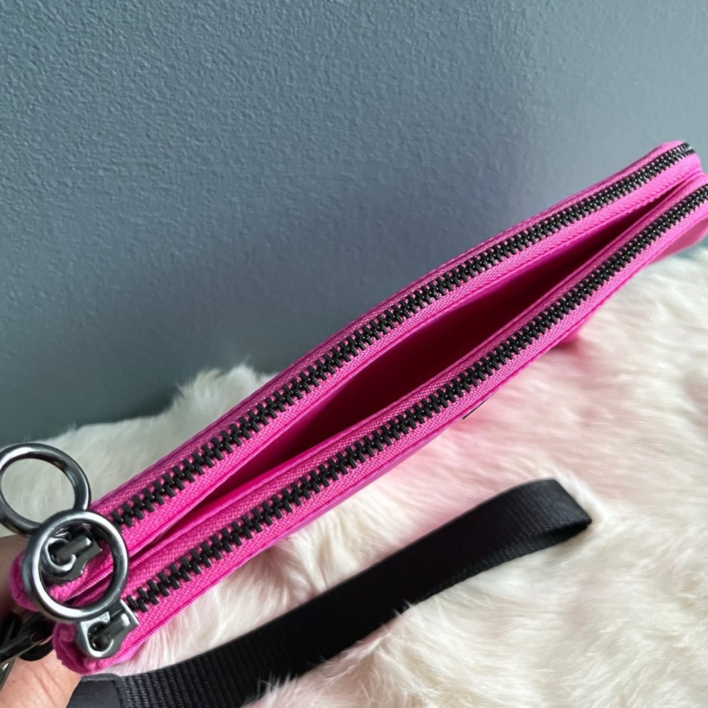 Lululemon Now & Always Pink Sonic/Black Wristlet Wallet Clutch Keychain - Picture 4 of 11